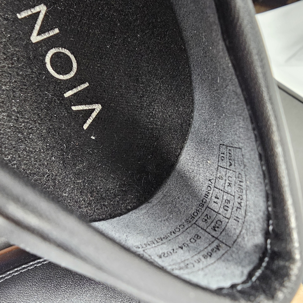 NIB Vionic Cheryl II Loafers Size 10 Black Leather Lug Sole Comfort Slip On - Picture 12 of 14